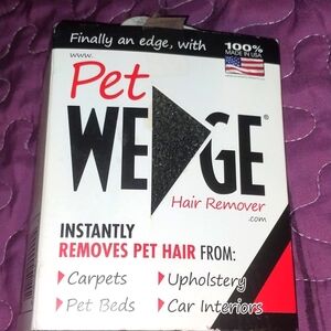 Pet wedge